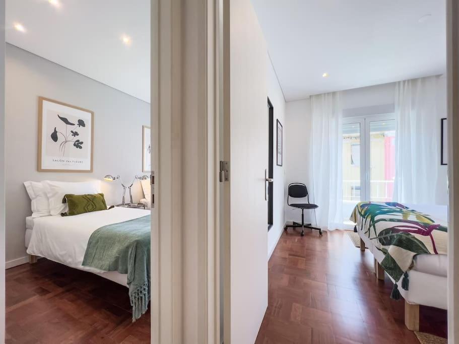 Ferienwohnung Olaias Lisbon 2 Bed Near Metro 2 Exterior foto